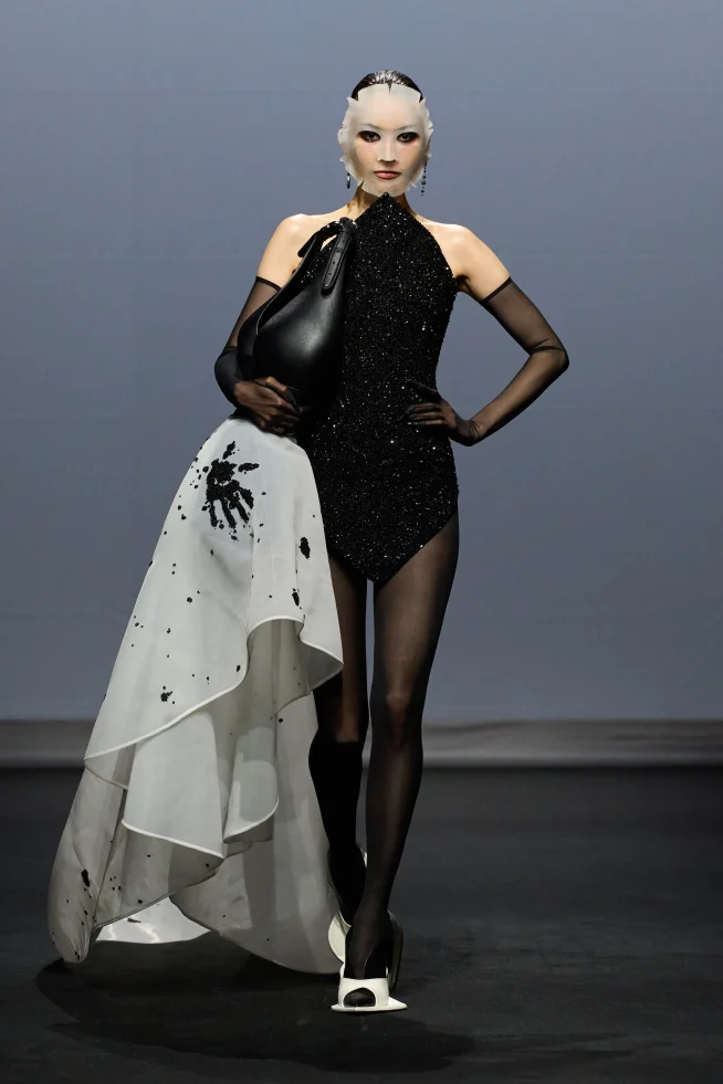 00006-robert-wun-fall-2025-couture-credit-gorunway