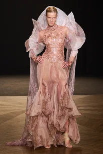 00007-iris-van-herpen-fall-2025-couture-credit-gorunway