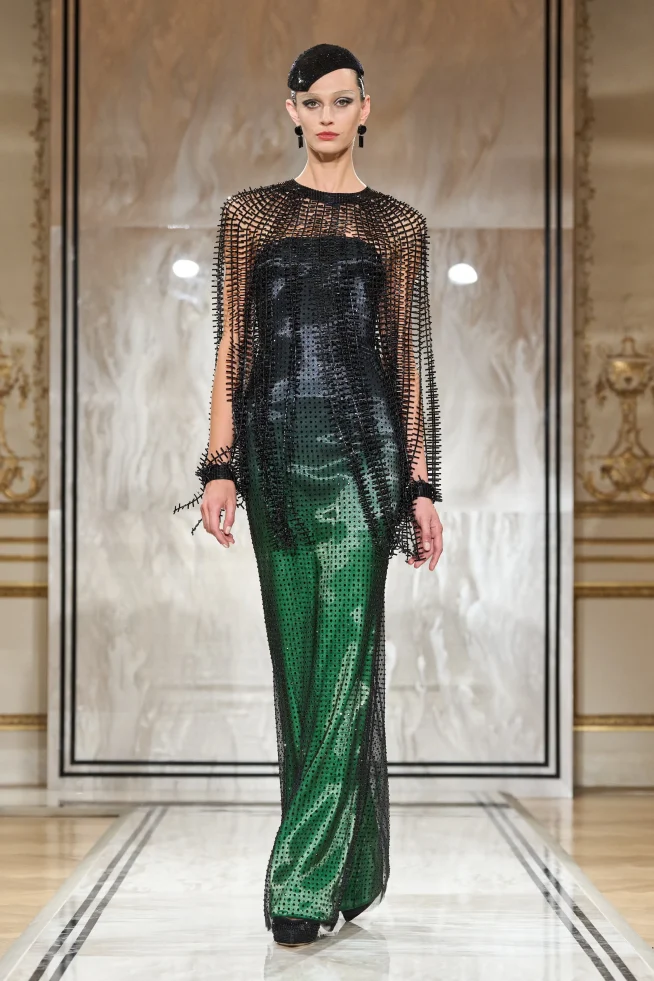 00008-armani-prive-fall-2025-couture-credit-gorunway