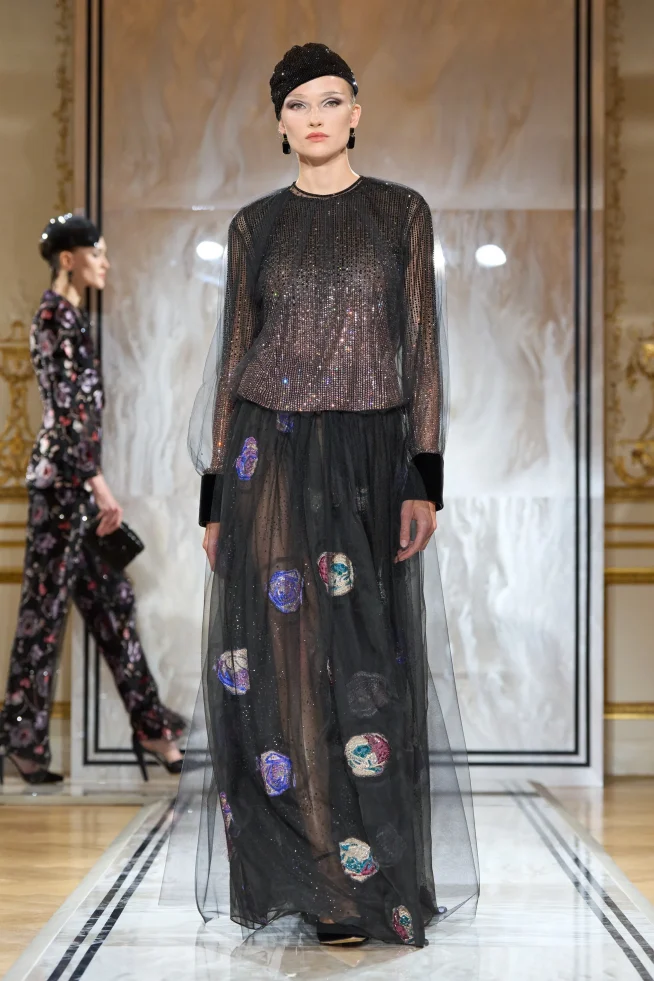 00009-armani-prive-fall-2025-couture-credit-gorunway
