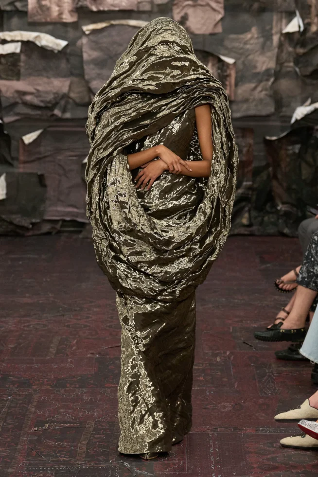 00009-maison-margiela-fall-2025-couture-credit-gorunway