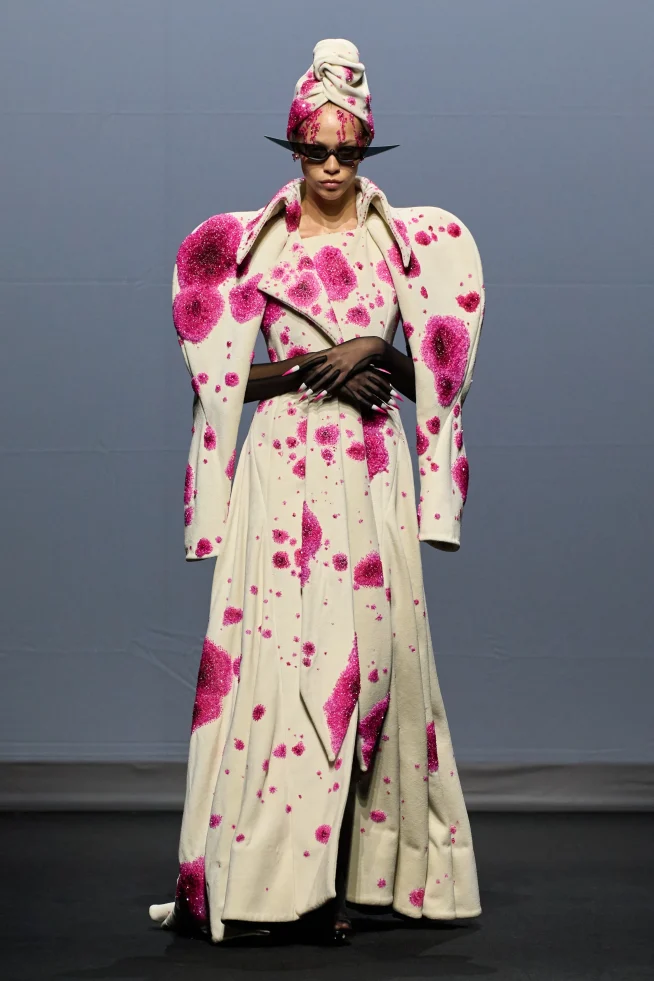 00011-robert-wun-fall-2025-couture-credit-gorunway