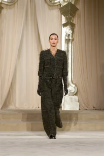 00013-chanel-fall-2025-couture-credit-gorunway