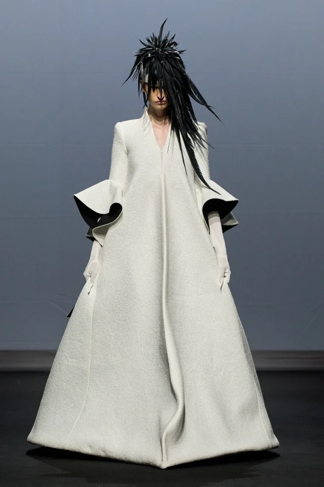 00016-robert-wun-fall-2025-couture-credit-gorunway