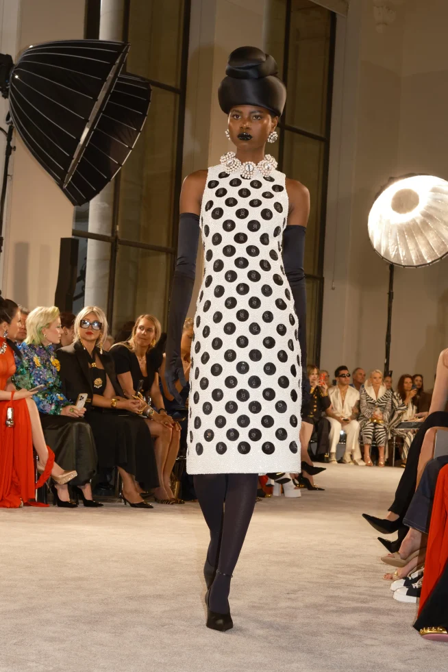 00016-schiaparelli-fall-2025-couture-credit-brand