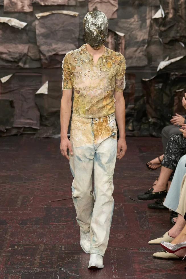 00017-maison-margiela-fall-2025-couture-credit-gorunway