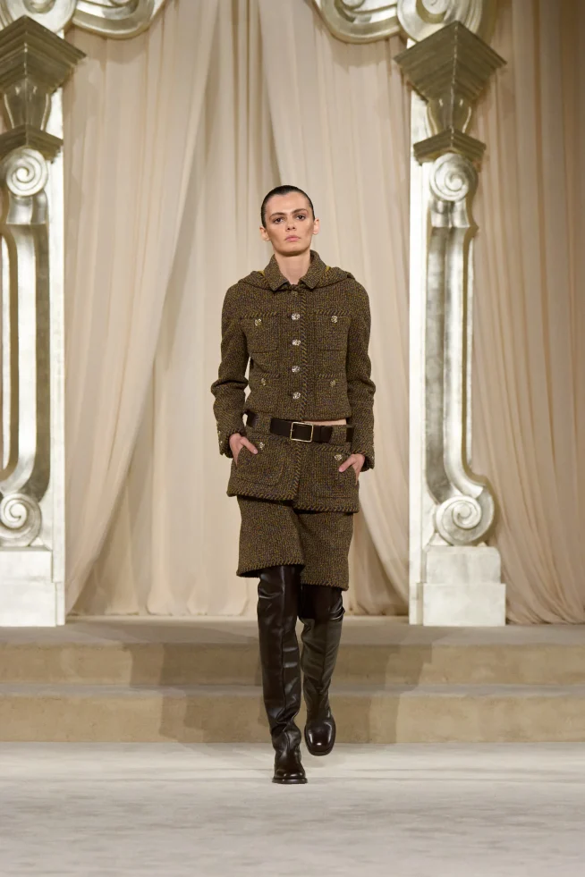 00018-chanel-fall-2025-couture-credit-gorunway