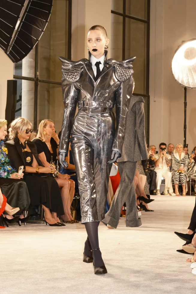 00018-schiaparelli-fall-2025-couture-credit-brand