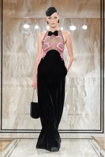 00019-armani-prive-fall-2025-couture-credit-gorunway