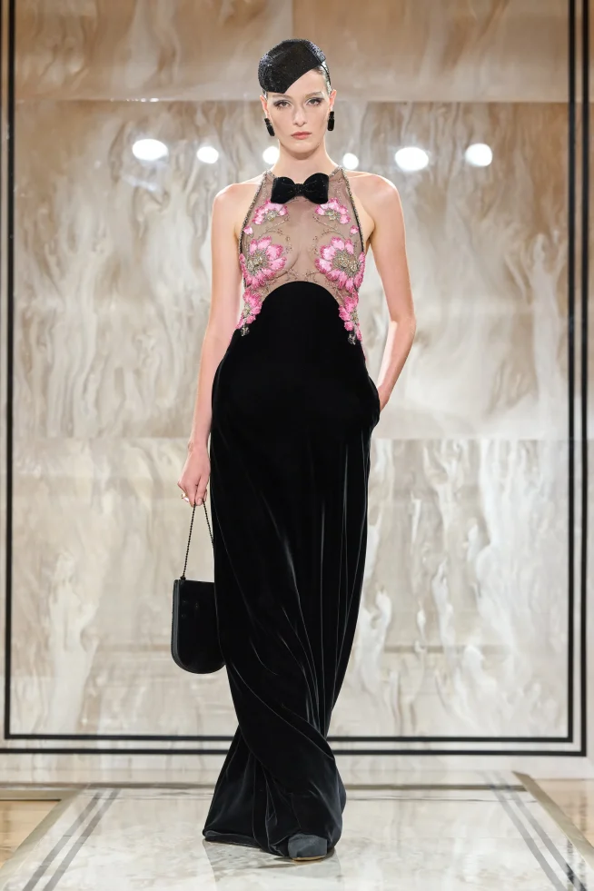 00019-armani-prive-fall-2025-couture-credit-gorunway