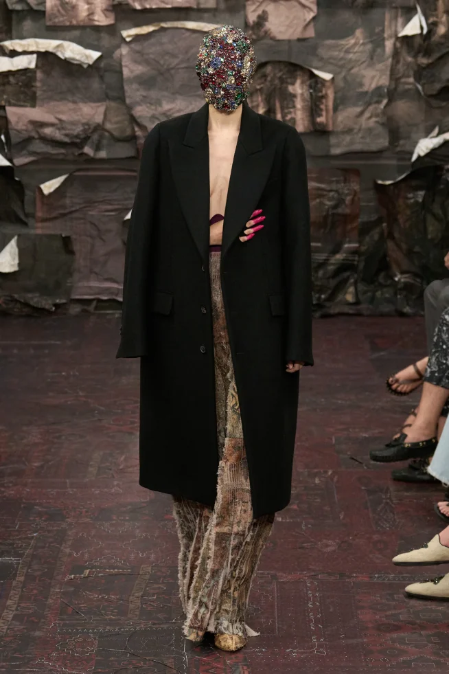00019-maison-margiela-fall-2025-couture-credit-gorunway