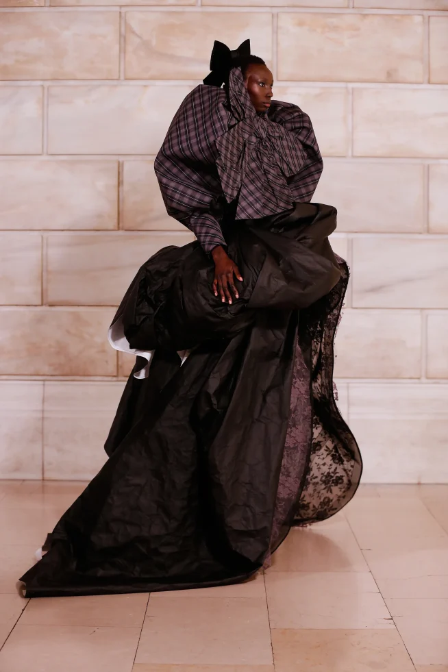 00019-marc-jacobs-fall-2025-ready-to-wear-credit-brand