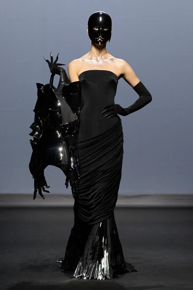 00019-robert-wun-fall-2025-couture-credit-gorunway