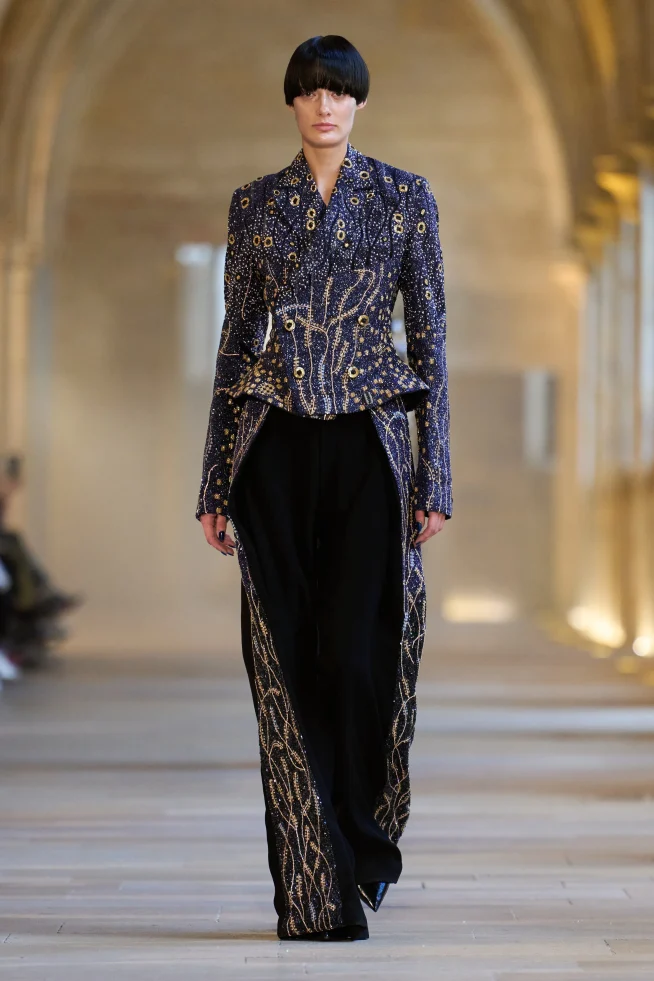 00020-rahul-mishra-fall-2025-couture-credit-gorunway