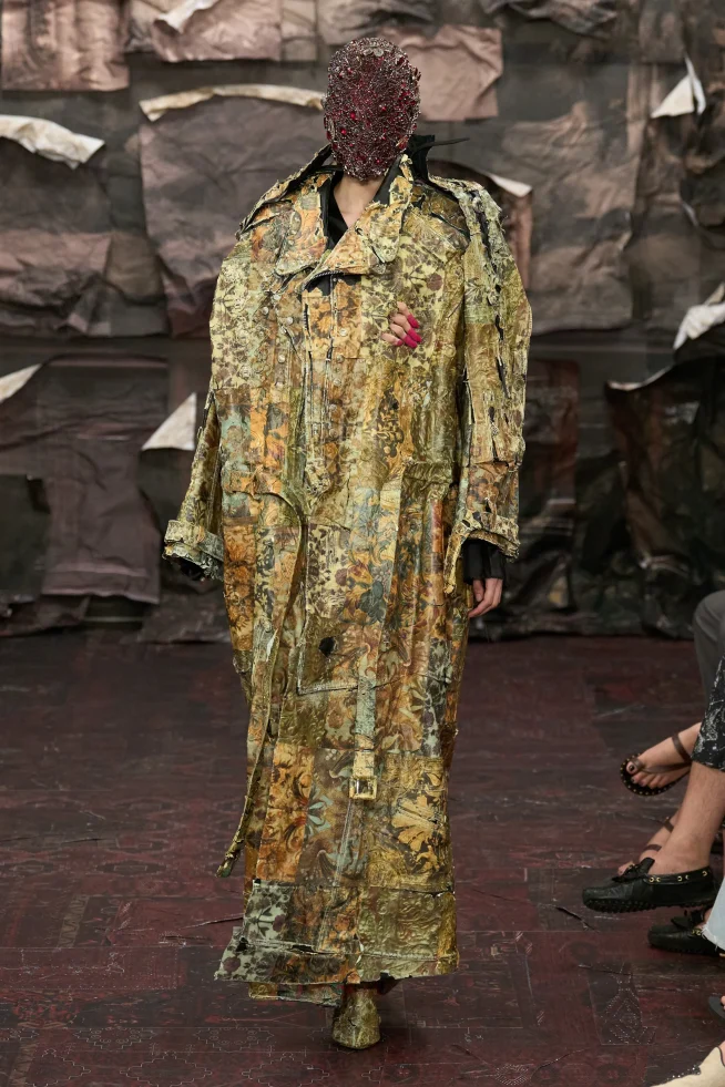 00021-maison-margiela-fall-2025-couture-credit-gorunway