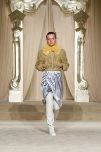 00022-chanel-fall-2025-couture-credit-gorunway