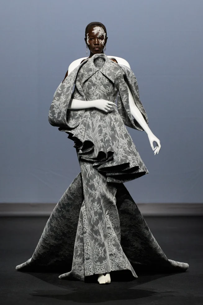 00022-robert-wun-fall-2025-couture-credit-gorunway