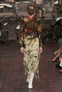 00023-maison-margiela-fall-2025-couture-credit-gorunway