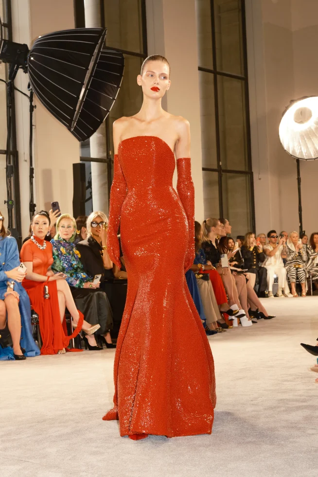 00023-schiaparelli-fall-2025-couture-credit-brand