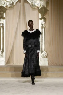 00032-chanel-fall-2025-couture-credit-gorunway