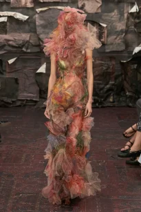 00034-maison-margiela-fall-2025-couture-credit-gorunway