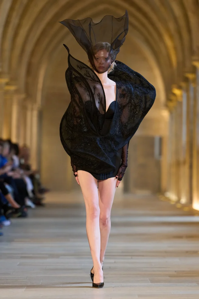 00037-rahul-mishra-fall-2025-couture-credit-gorunway