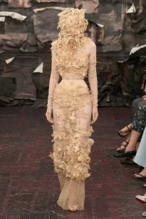 00041-maison-margiela-fall-2025-couture-credit-gorunway