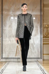 00043-armani-prive-fall-2025-couture-credit-gorunway