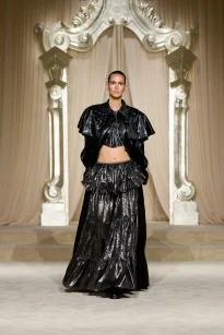 00044-chanel-fall-2025-couture-credit-gorunway