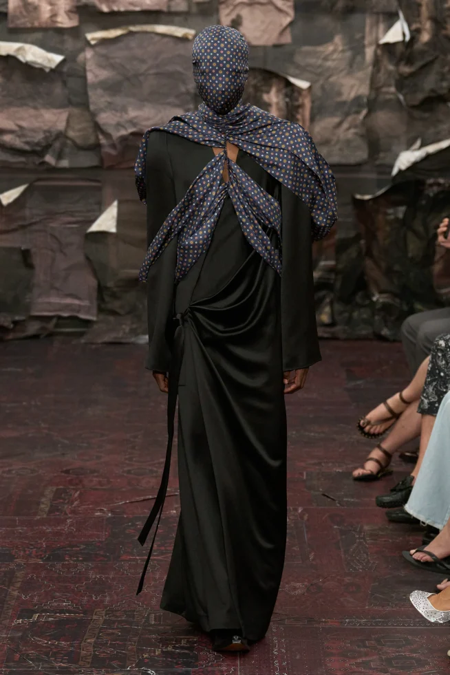 00045-maison-margiela-fall-2025-couture-credit-gorunway