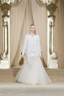 00046-chanel-fall-2025-couture-credit-gorunway