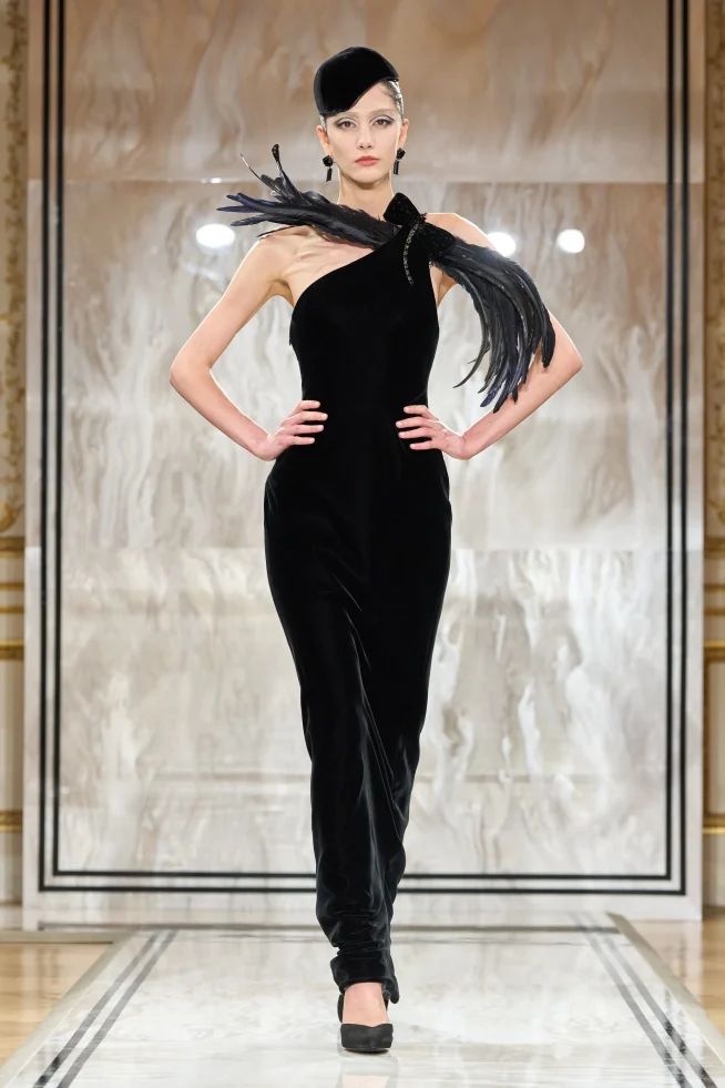 00059-armani-prive-fall-2025-couture-credit-gorunway