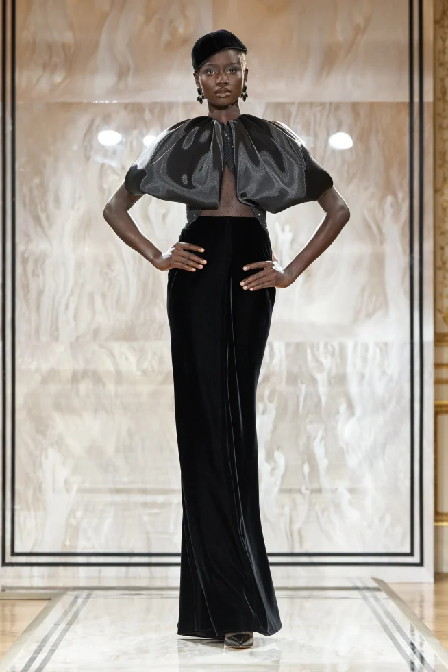 00060-armani-prive-fall-2025-couture-credit-gorunway
