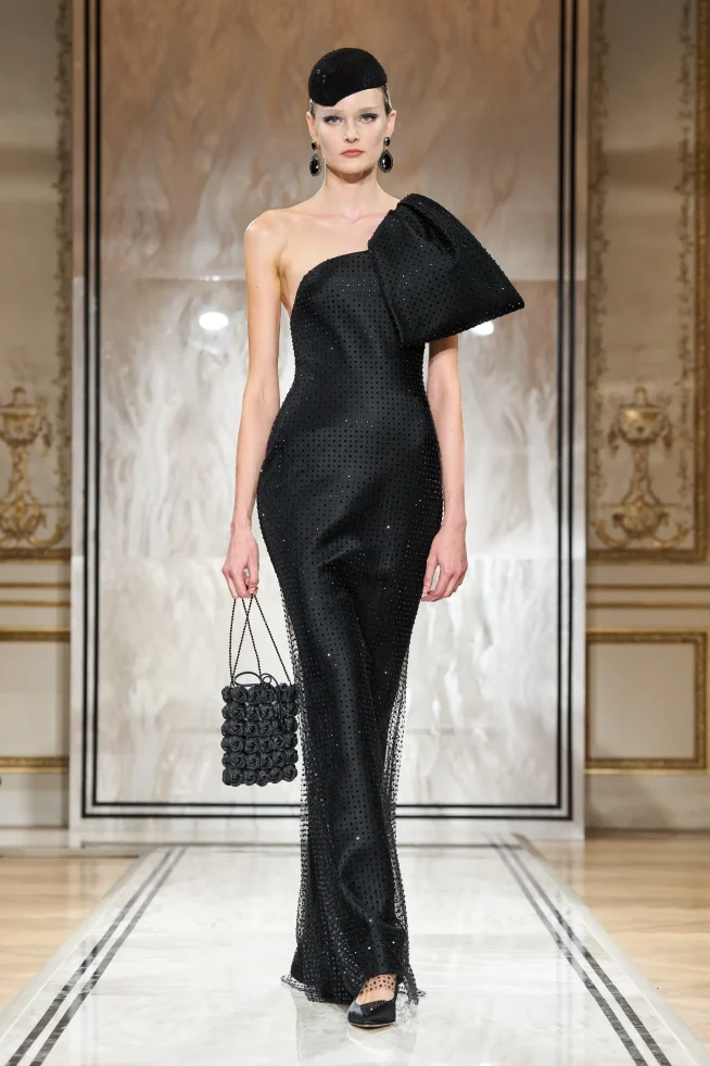 00061-armani-prive-fall-2025-couture-credit-gorunway