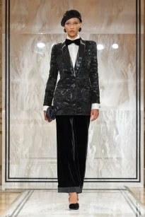 00064-armani-prive-fall-2025-couture-credit-gorunway
