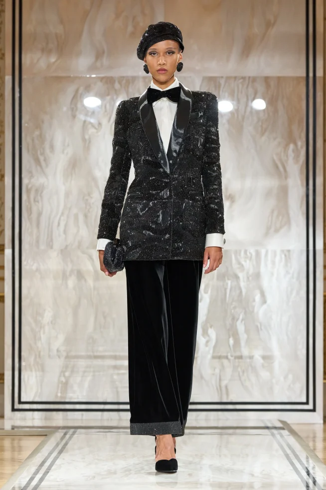 00064-armani-prive-fall-2025-couture-credit-gorunway