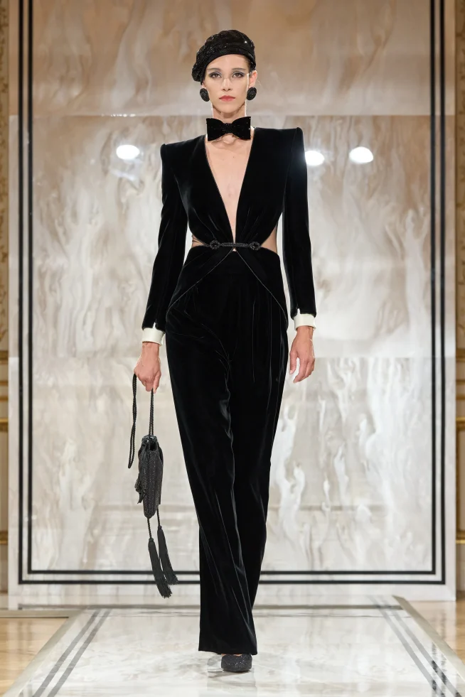 00066-armani-prive-fall-2025-couture-credit-gorunway