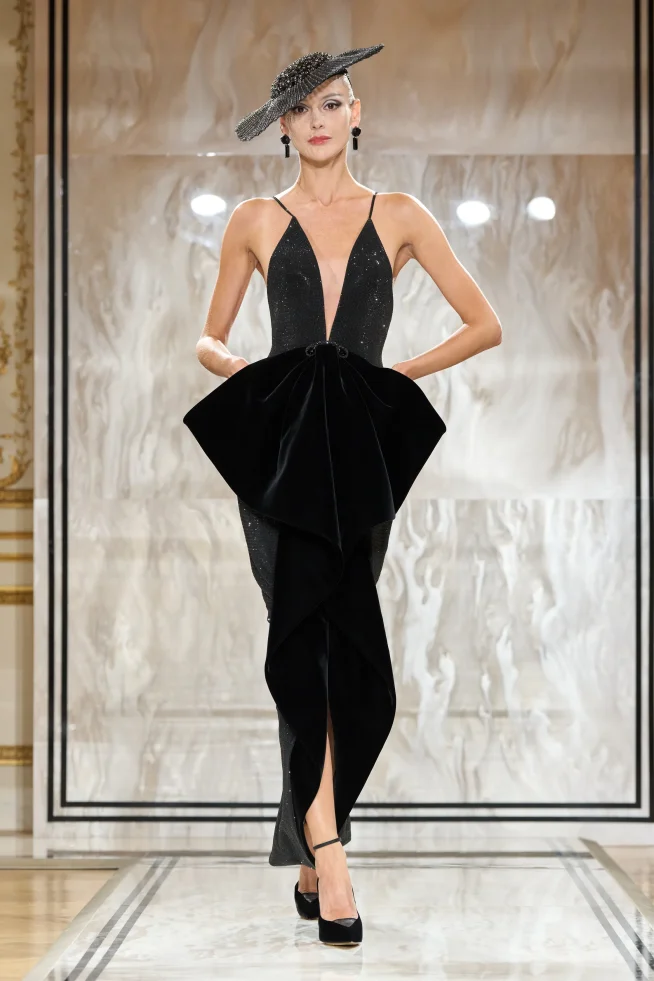 00074-armani-prive-fall-2025-couture-credit-gorunway