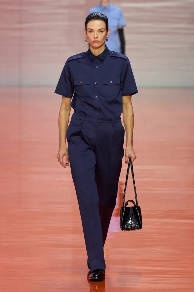 00001-prada-spring-2026-ready-to-wear-credit-gorunway