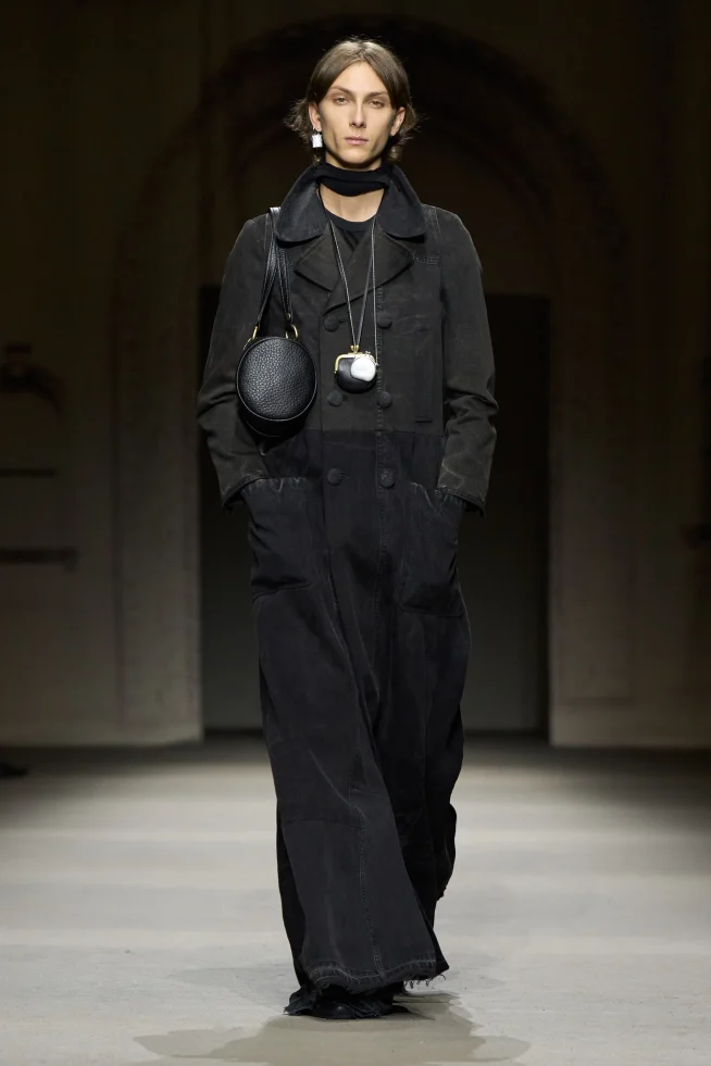 00002-coach-spring-2026-ready-to-wear-credit-gorunway