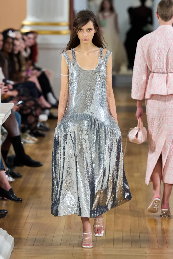 00002-simone-rocha-spring-2026-ready-to-wear-credit-gorunway