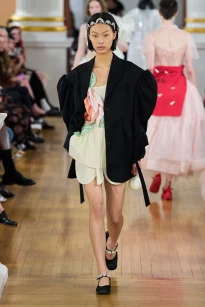 00004-simone-rocha-spring-2026-ready-to-wear-credit-gorunway