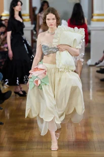 00006-simone-rocha-spring-2026-ready-to-wear-credit-gorunway