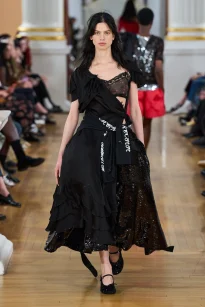 00007-simone-rocha-spring-2026-ready-to-wear-credit-gorunway