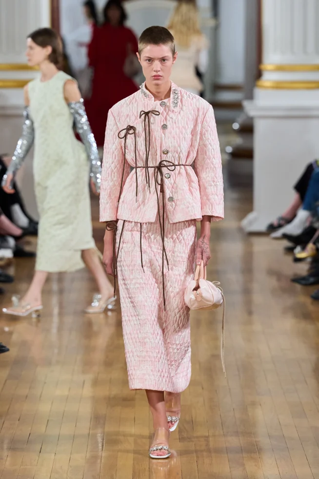 00012-simone-rocha-spring-2026-ready-to-wear-credit-gorunway