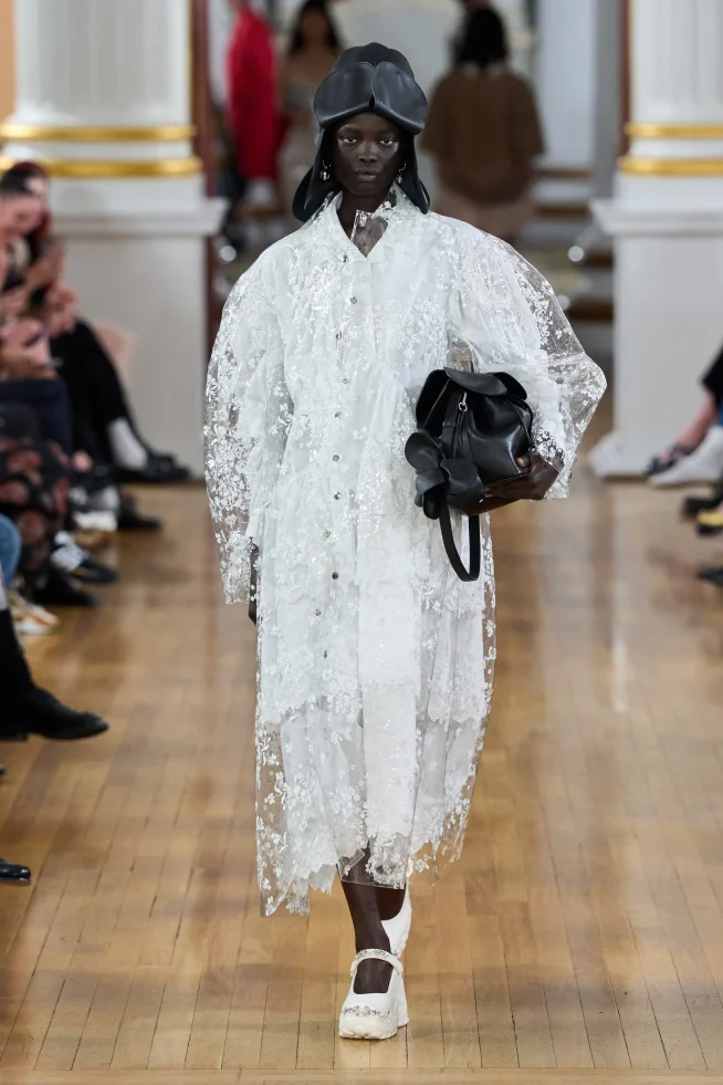 00014-simone-rocha-spring-2026-ready-to-wear-credit-gorunway