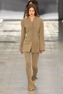 00016-knwls-spring-2026-ready-to-wear-credit-gorunway