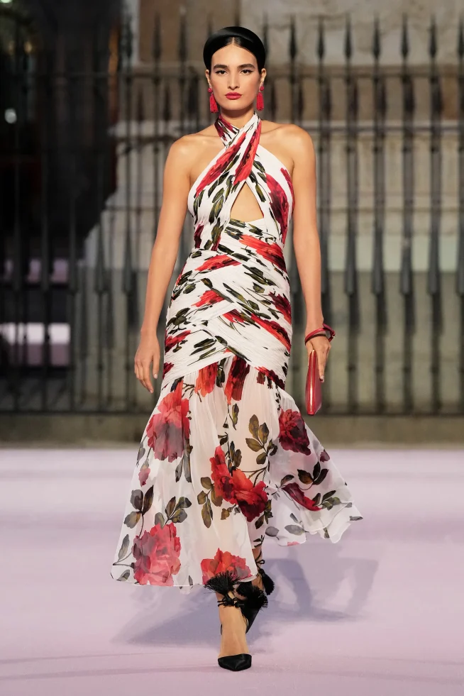 00019-carolina-herrera-spring-2026-ready-to-wear-credit-gorunway