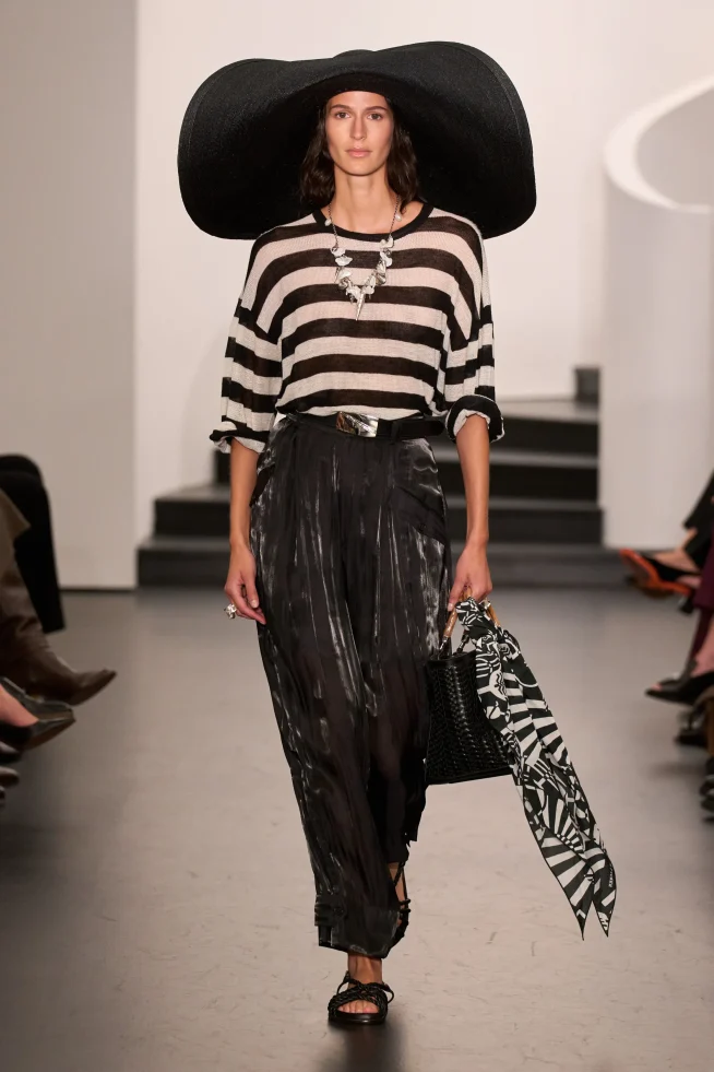 00020-ralph-lauren-spring-2026-ready-to-wear-credit-gorunway