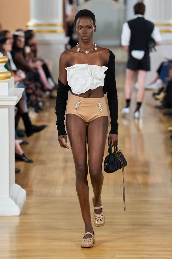 00022-simone-rocha-spring-2026-ready-to-wear-credit-gorunway